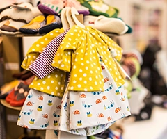 Abbigliamento per neonati e bambini
